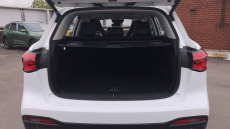 MG Hs 1.5 T-GDI Exclusive 5dr DCT Petrol Hatchback